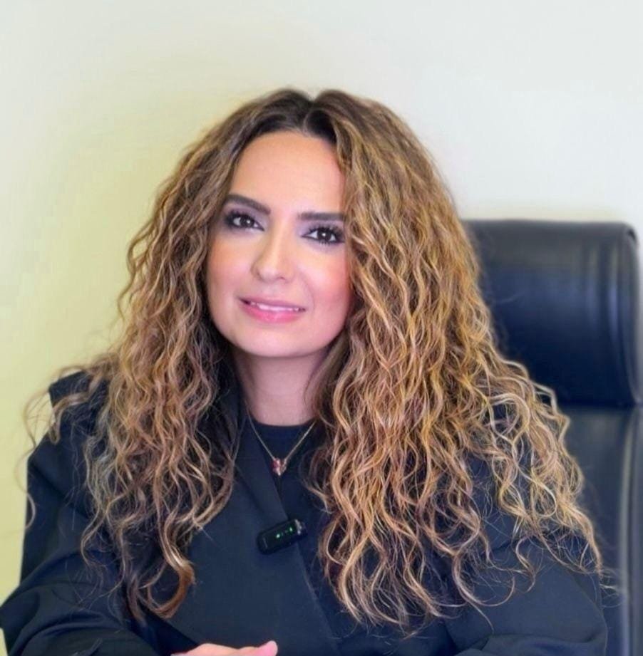 المدرّبة في الإرشاد الأسري منال نصّولي: لإبعاد أطفالكم عن أجواء الحرب فورًا…وهذه أهم مستلزمات الطوارئ للعائلة!