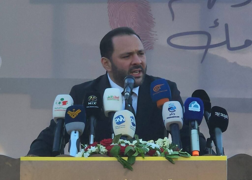 حجازي: هذه السلطة اثبتت من خلال المفاوضات ومن العار عليها ان تذهب خاضعة مستسلمة مع عدو يهجر ويفجر ويدمر